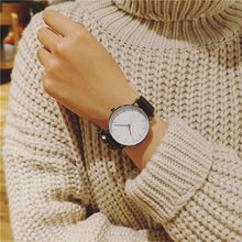 Load image into Gallery viewer, Relogio feminino Lover's Fashion Quartz Watch Analog Wristband Gentle Watch Luxurious Leather Strap Men's Women's Watch Gift 804