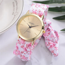 Load image into Gallery viewer, Fashion Women's Flower Star Bow Wristwatch Scarf Band Party Casual Watch relogio feminino Montre Femme Women Gift 328